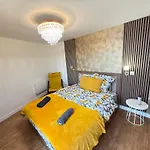 Royal Garden * Le Bourget