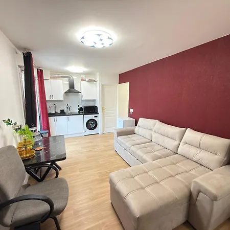 Royal Garden Apartamento Le Bourget